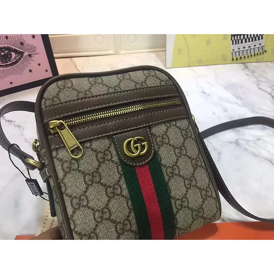 GC291 Mini:5.7x7x2.4inch Small:9×9.5x2inch