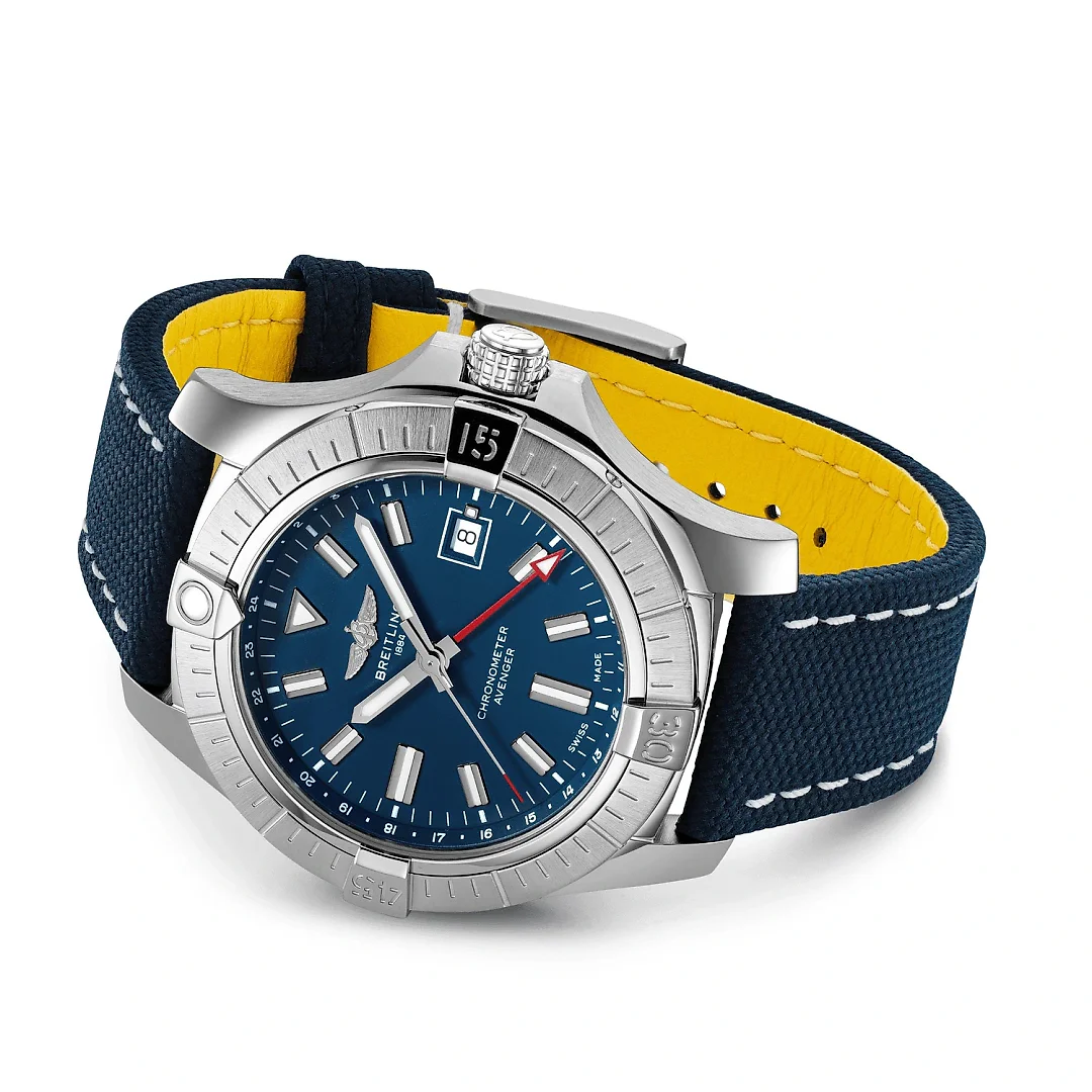 Breitling Avenger AUTOMATIC GMT Ref# A32395101C1X2
