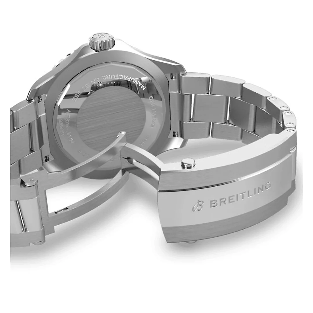 Breitling Superocean Automatic 44, Ref# A17376211B1A1