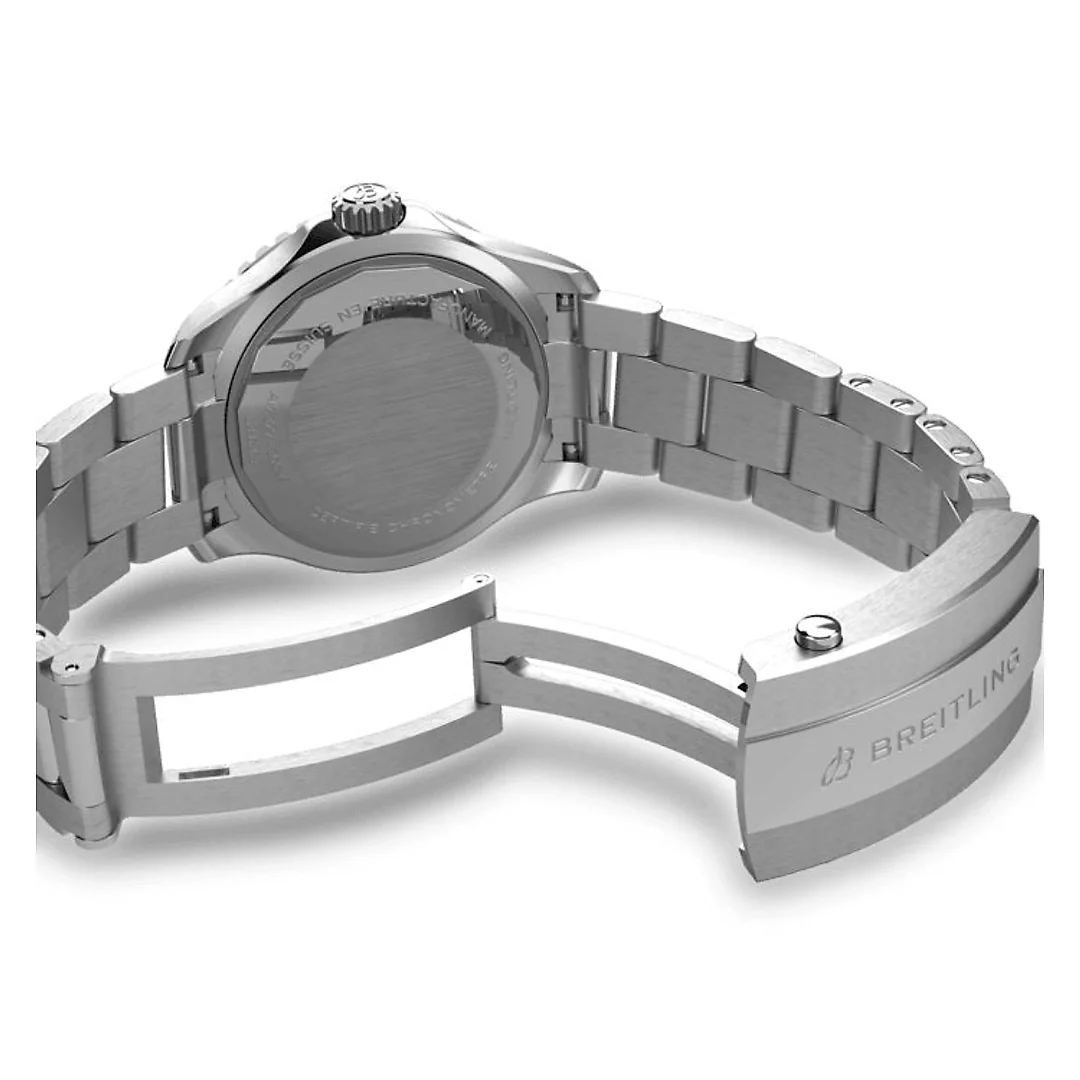 Breitling Superocean Automatic Ref# A17377211C1A1