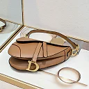 D saddle Be a classic with classics bag size: 25.5 x 20 x 6.5 cm