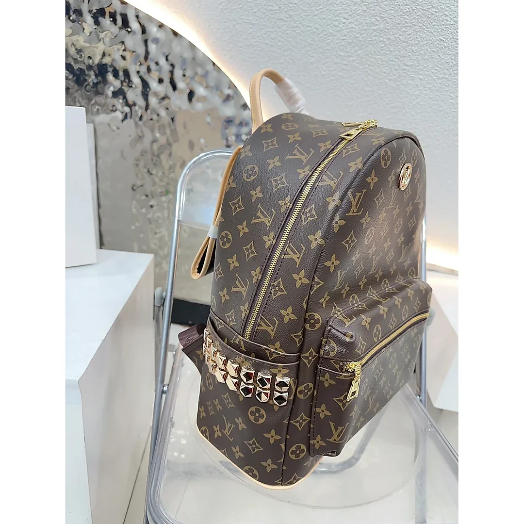 Louis new arrival backpack bag size: 33*41cm