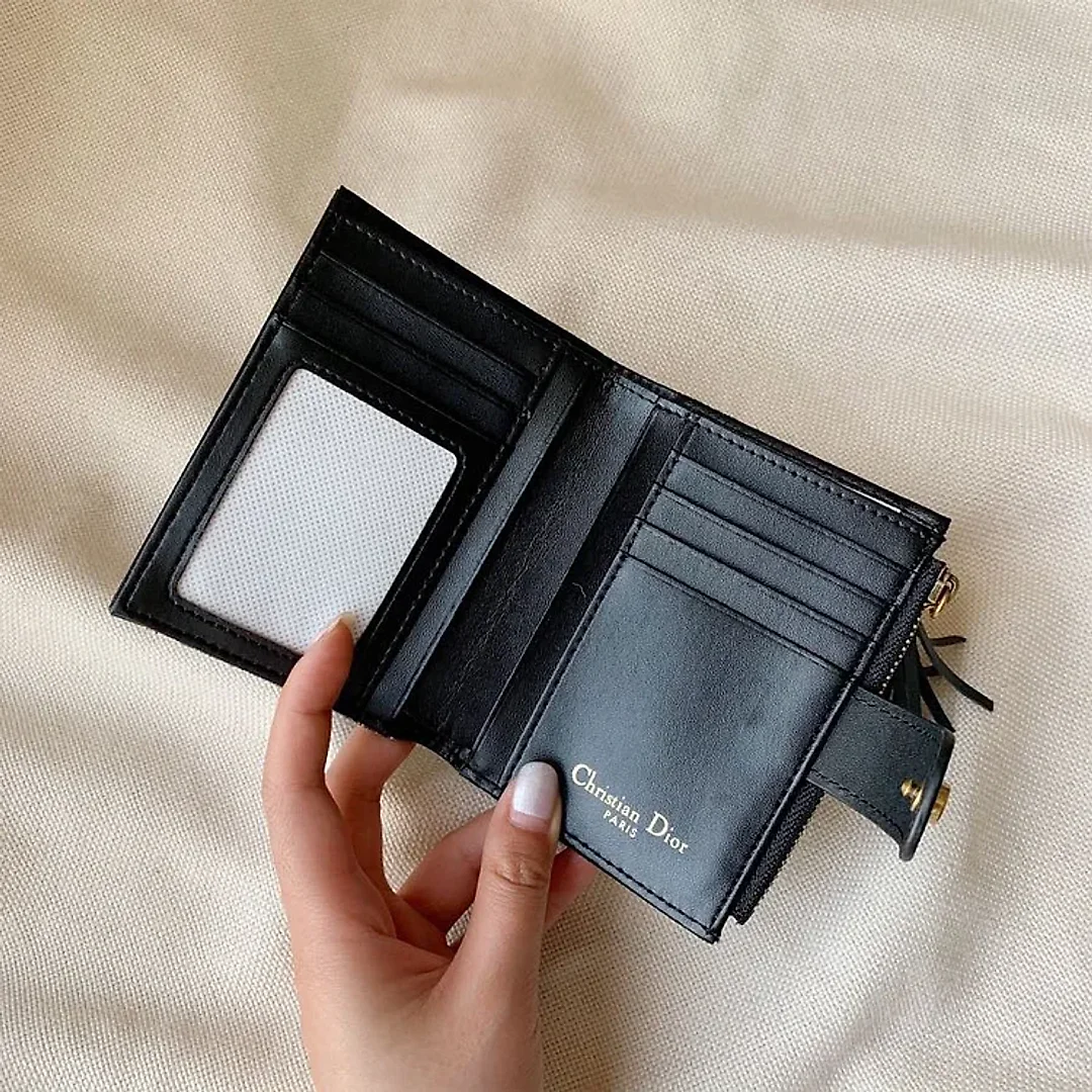 D new arrival wallet size : 12*9*1.5 cm