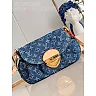 Louis Monogram Denim size : 27 x 18 x 3 cm