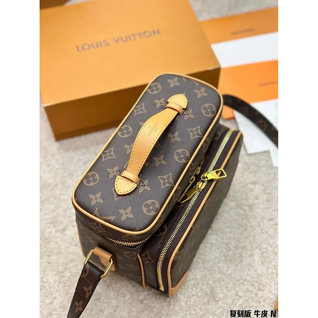 Louis vintage new arrival bag size :24cm