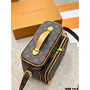 Louis vintage new arrival bag size :24cm