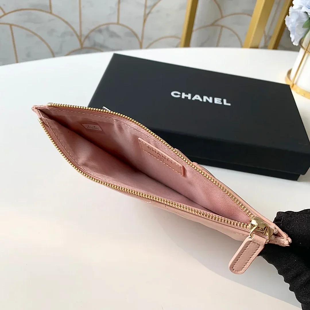 cc 19 Matelasse Phone and Card Case Pink Bag For Women 19cm/7.5in
