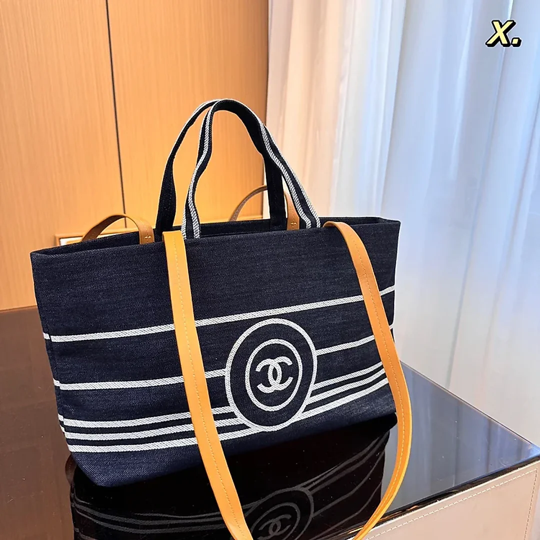 cc new arrival tote bag size: 35*15*25cm