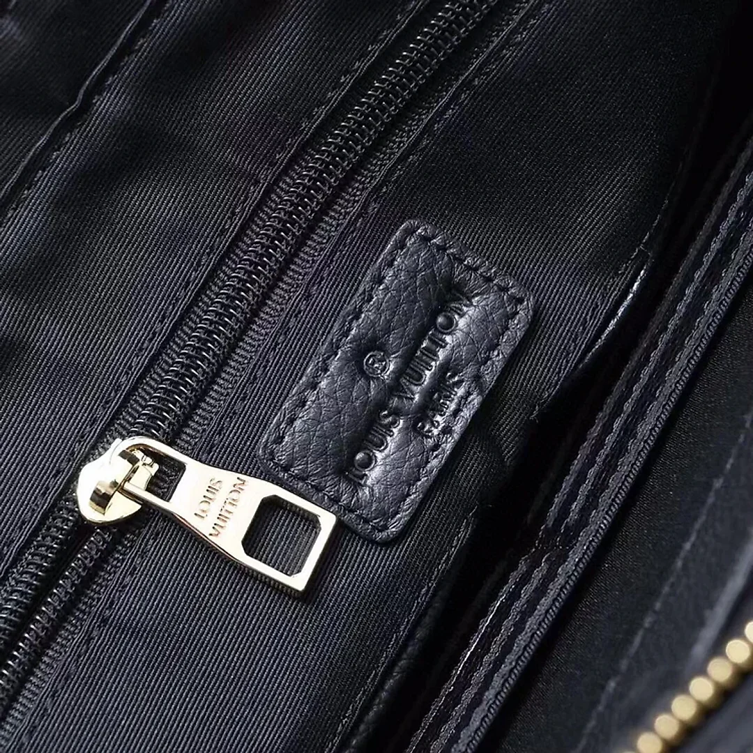 Louis handbag size 39x29x6cm  men bag