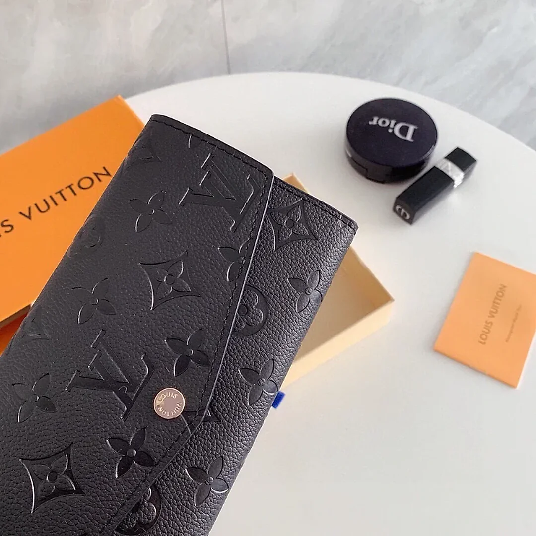 Louis new arrival wallet size;19×10 cm