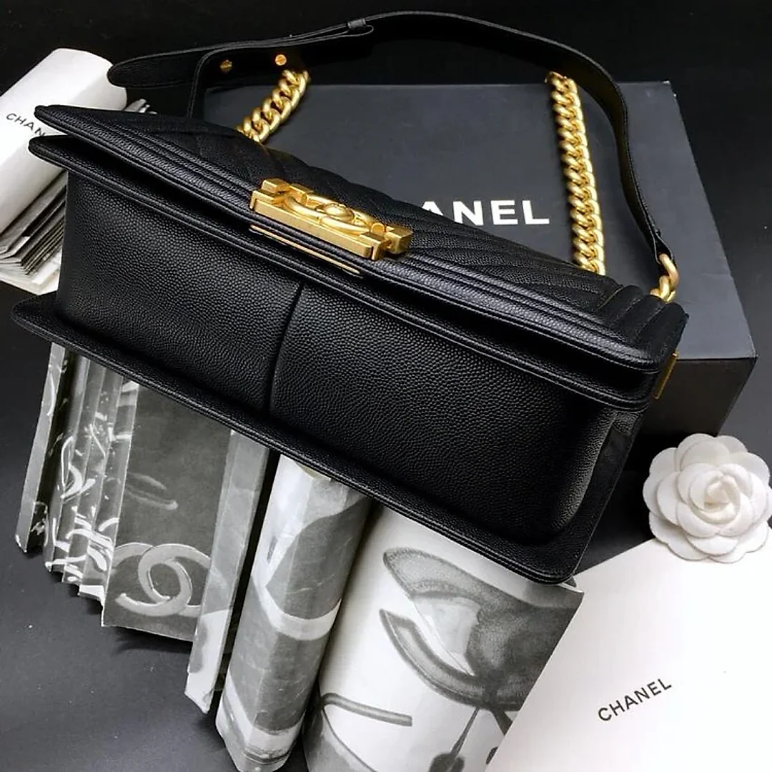 CC 25.5cm Boy Handbag Black Grained Calfskin Gold Tone Metal Caviar leather