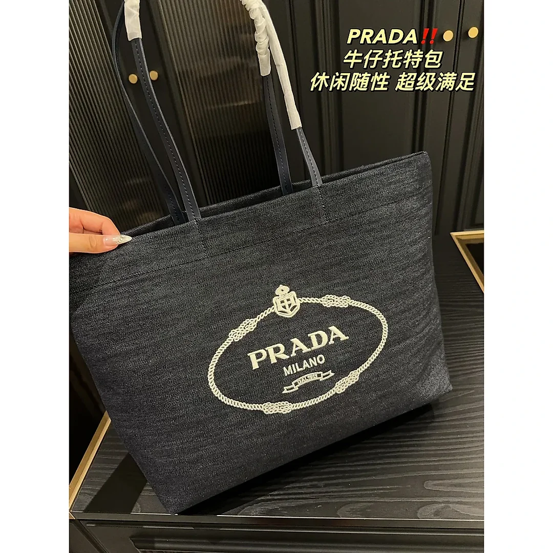 Pra new arrival tote bag size : 36* 29 cm