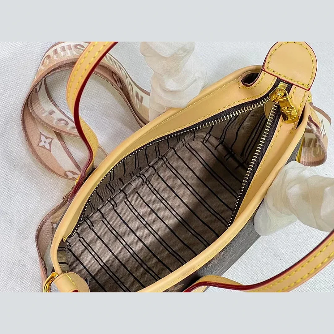 Louis NEVERFULL BB new arrival small size bag size : 24*14*9 cm