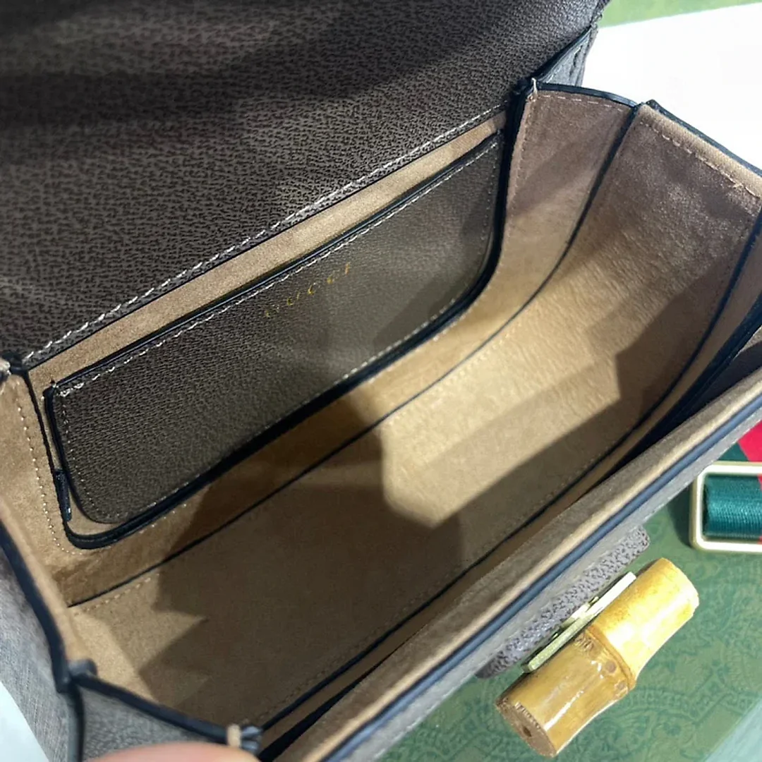 GC379   8.3×5.9×2.8inch