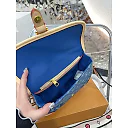 Louis Diane denim bag size :  25 15cm