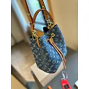 Louis new arrival NEONOE M44022  bag size: 20 cm