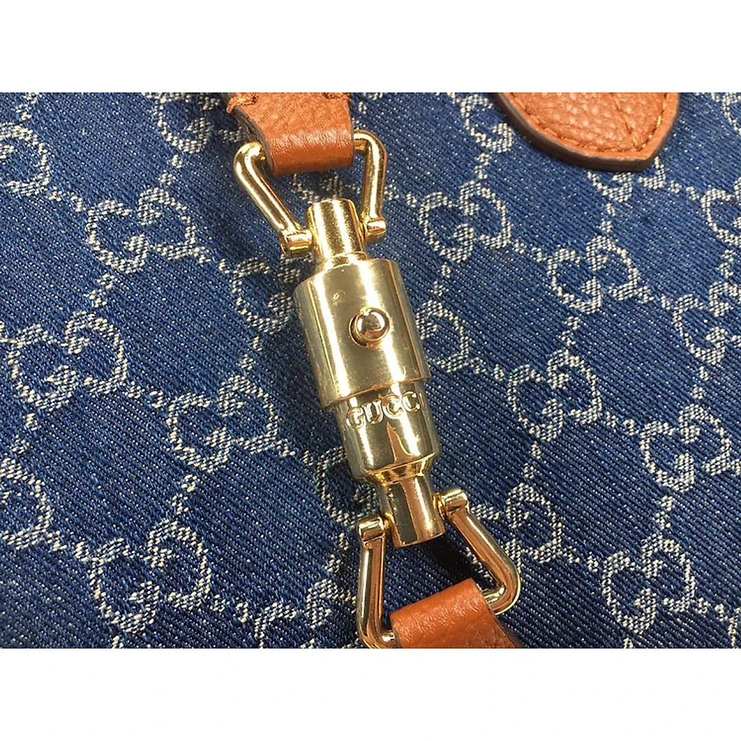 GC302 11.8×9.5×4.7inch