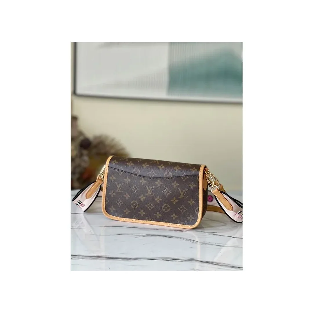 L-bag Size:25*9*15 CM
