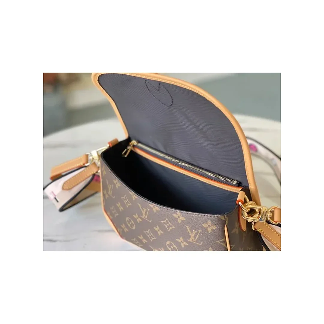 L-bag Size:25*9*15 CM