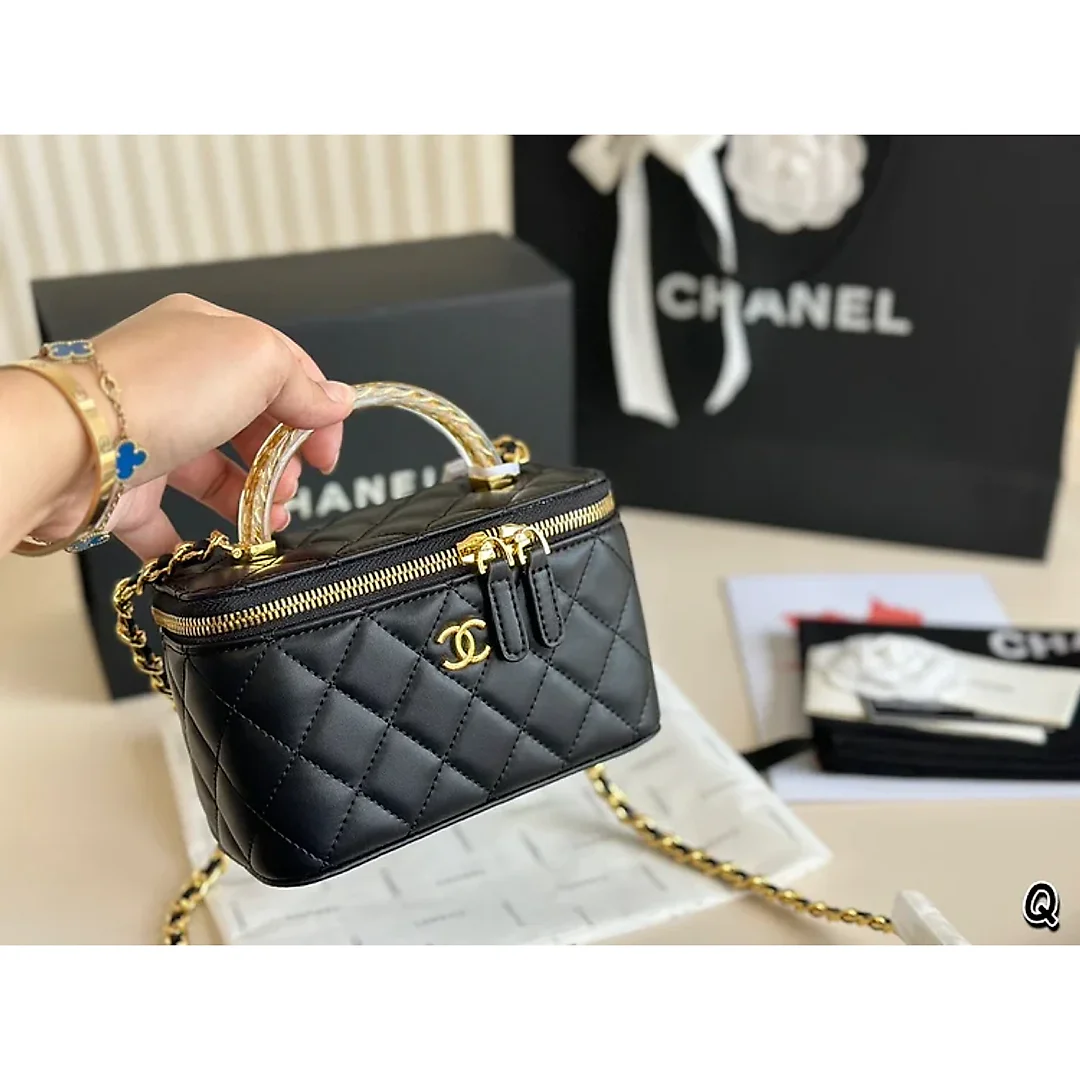CC new arrival box bag size: 16*10 cm
