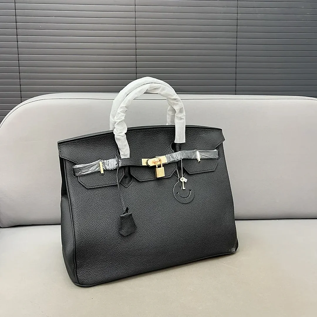 H Birkin 40 Men and women bag size: 40*30 cm