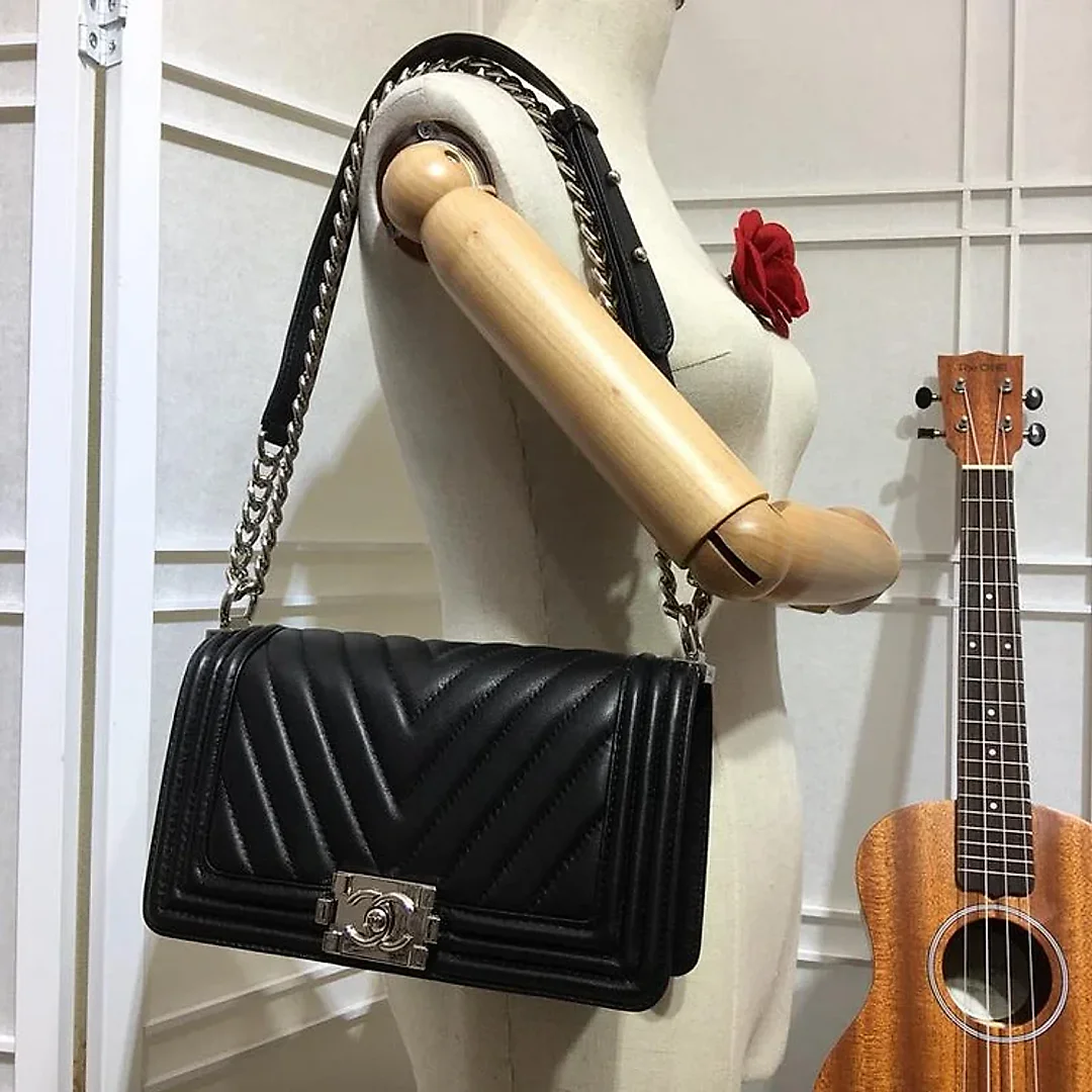 CC 25cm Boy Handbag Calfskin Silver Tone Metal Black
