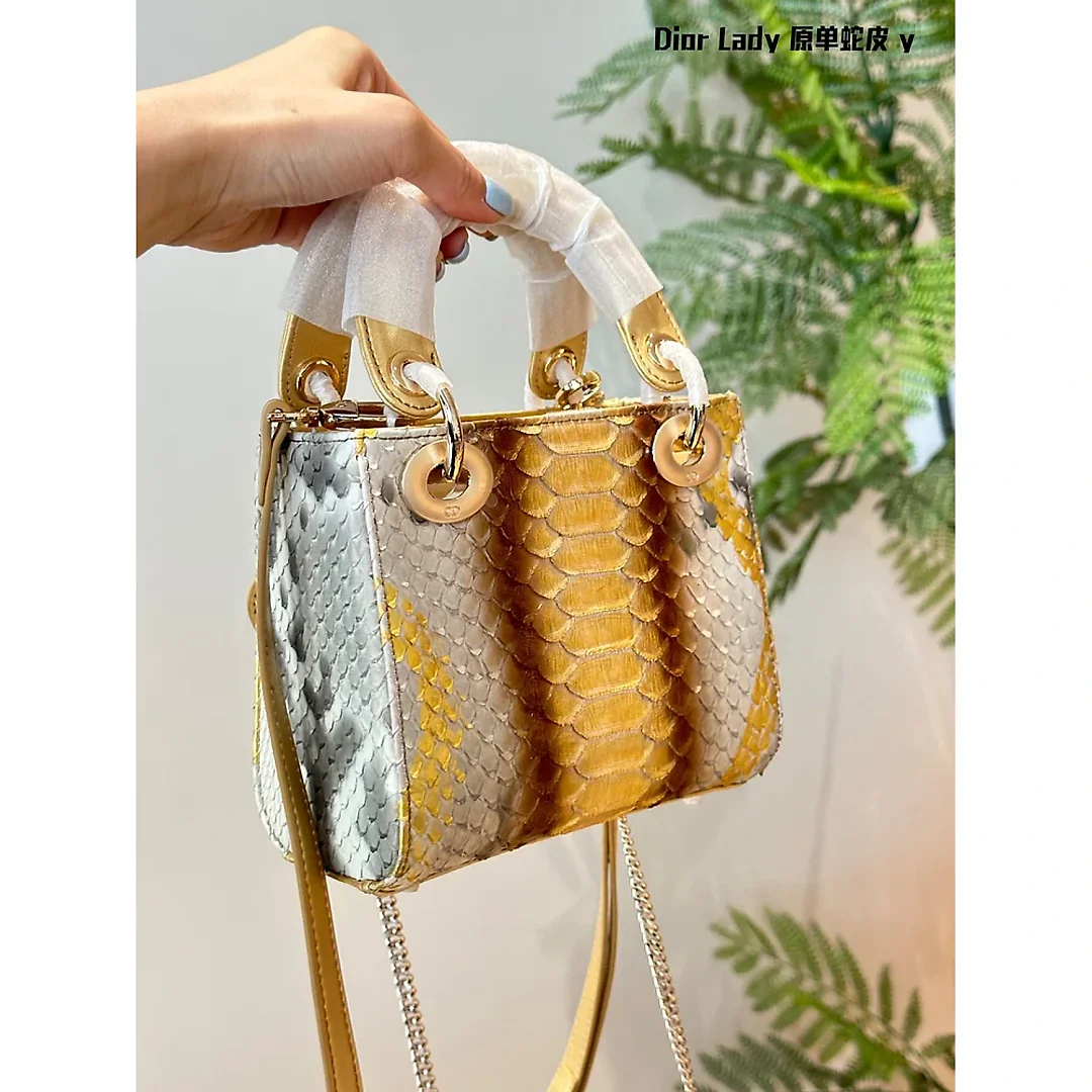 CD new arrival lady bag 02 size: 17cm