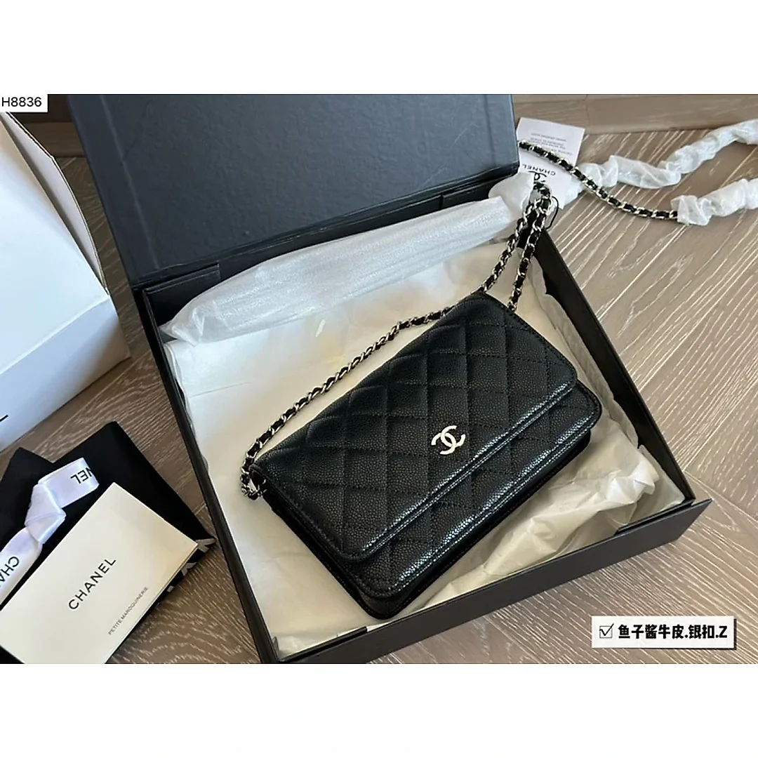 CC new arrival woc caviar leather bag size:19 * 12cm