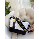 cc new arrival bag size: 20-16-8cm