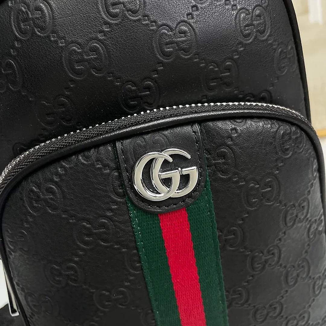 GG new arrival man bag size : 17x30x8 cm