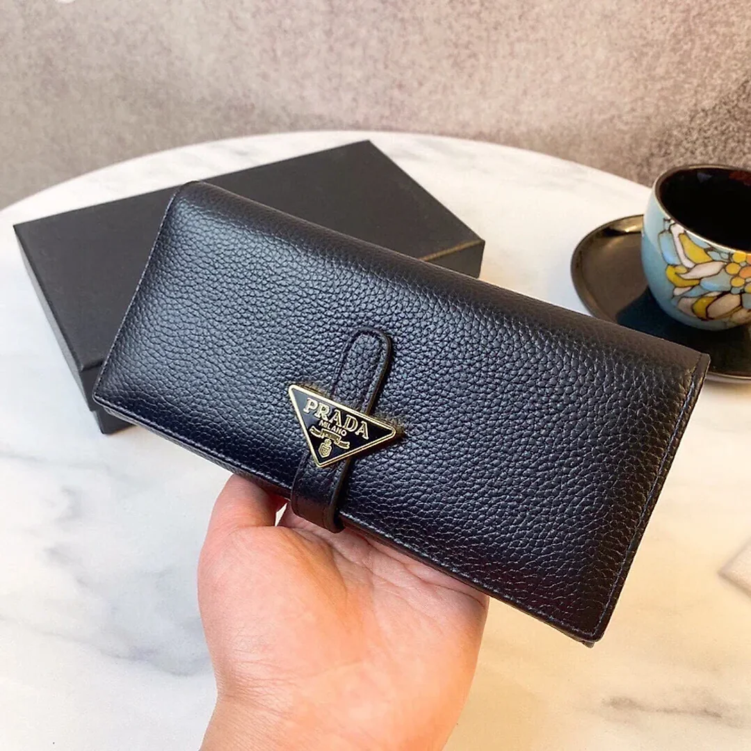 Pra new arrival wallet 01 size: 19×10 cm
