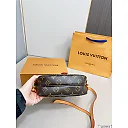 Louis Saumur bb mini bag size: 21 * 17 cm