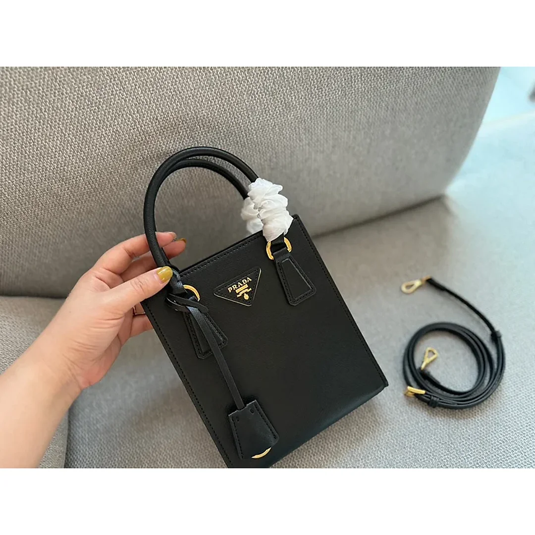 Pra new arrival tote bag size: 17*19cm