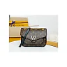 Model: M45592 size : 24 x 17 x 12 cm