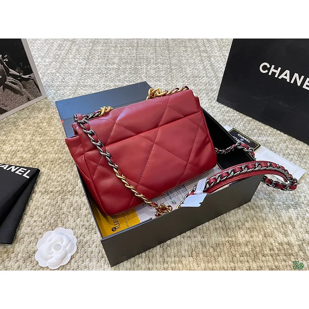 CC 19bag new arrival women bag size : 25*16 cm