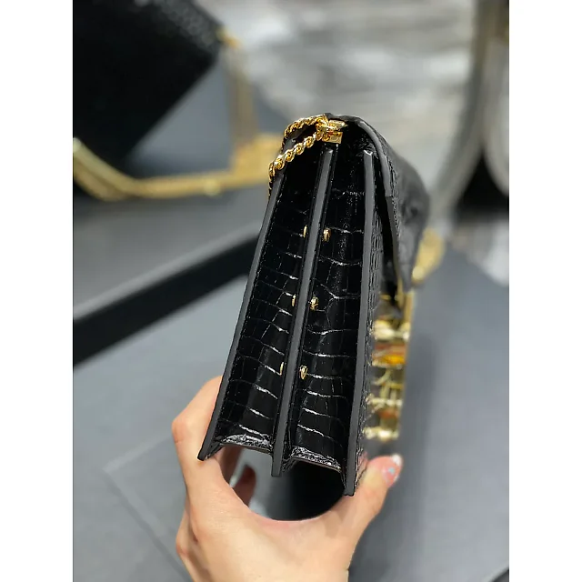 Y Cassandra Medium Chain Bag Black