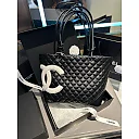 CC grand shopping tote size: 28cm