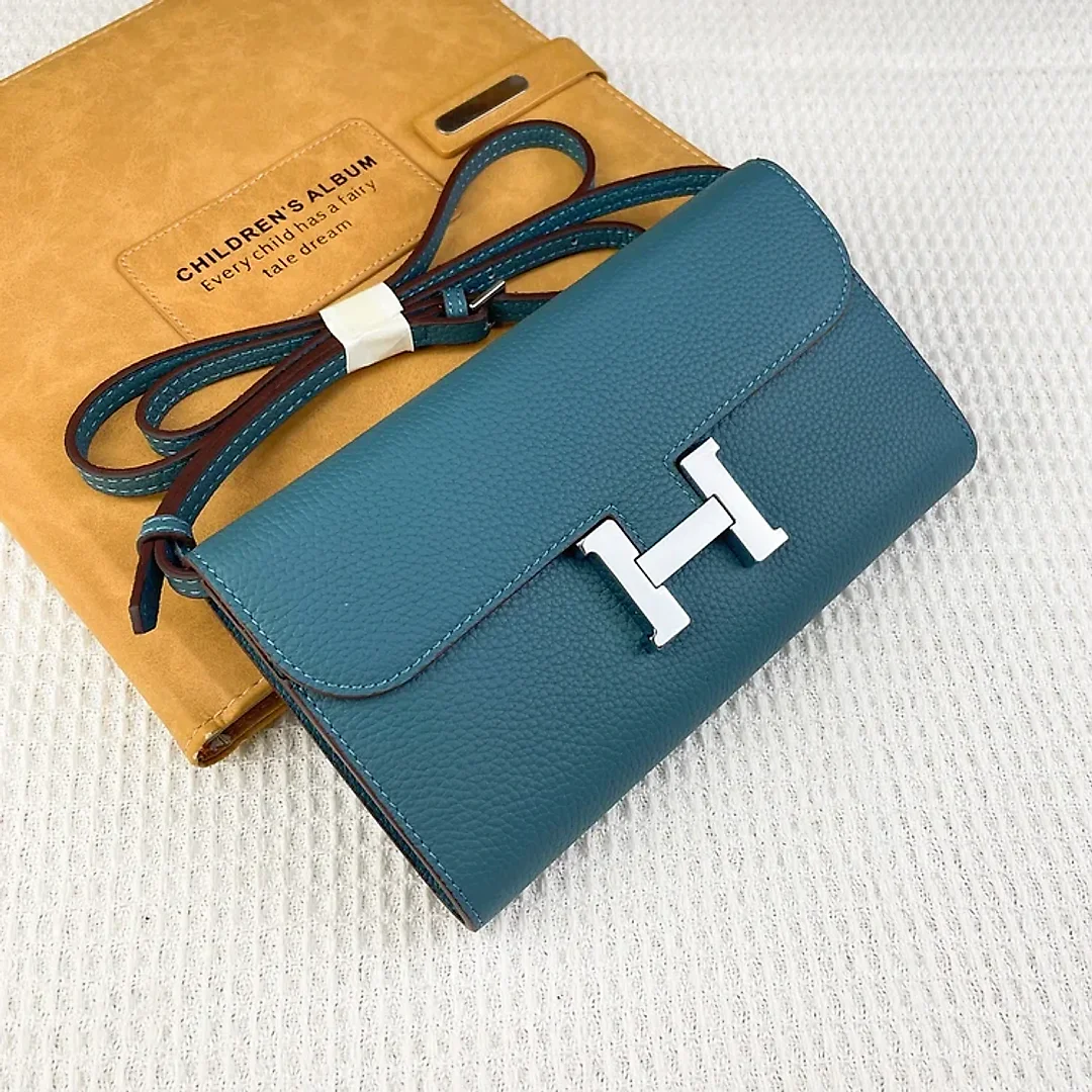 H Constance togo leather bag size:22*11cm