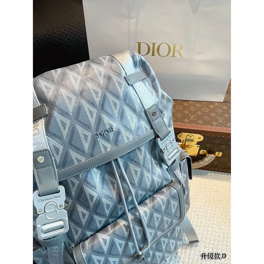 D new arrival backpack bag size: 31*14*42cm