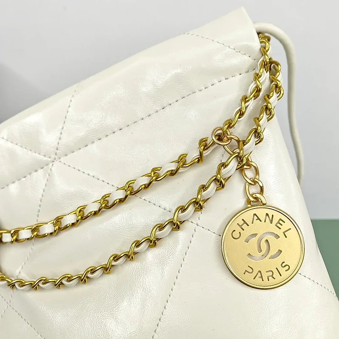 CC mini 22bag new arrival size : 20*19*6cm