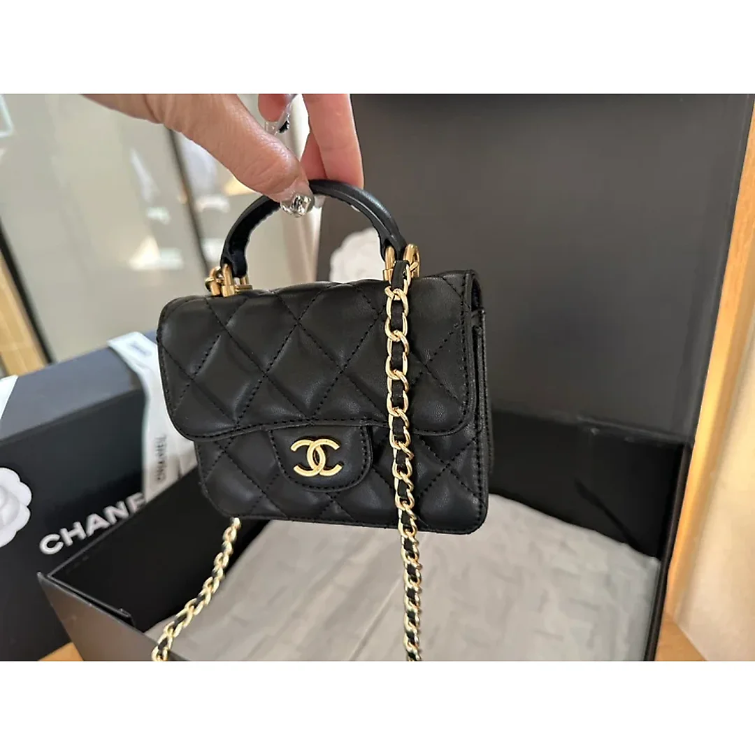 CC new arrival 24s mini bag size: 13*11 cm