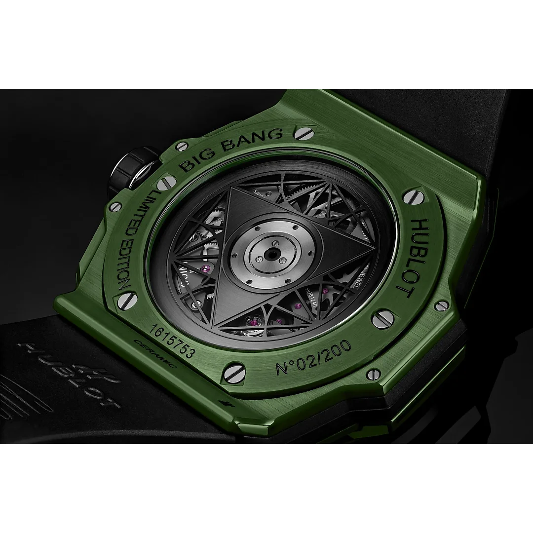 Hublot Big Bang SANG BLEU II GREEN CERAMIC Ref# 418.GX.5207.RX.MXM22