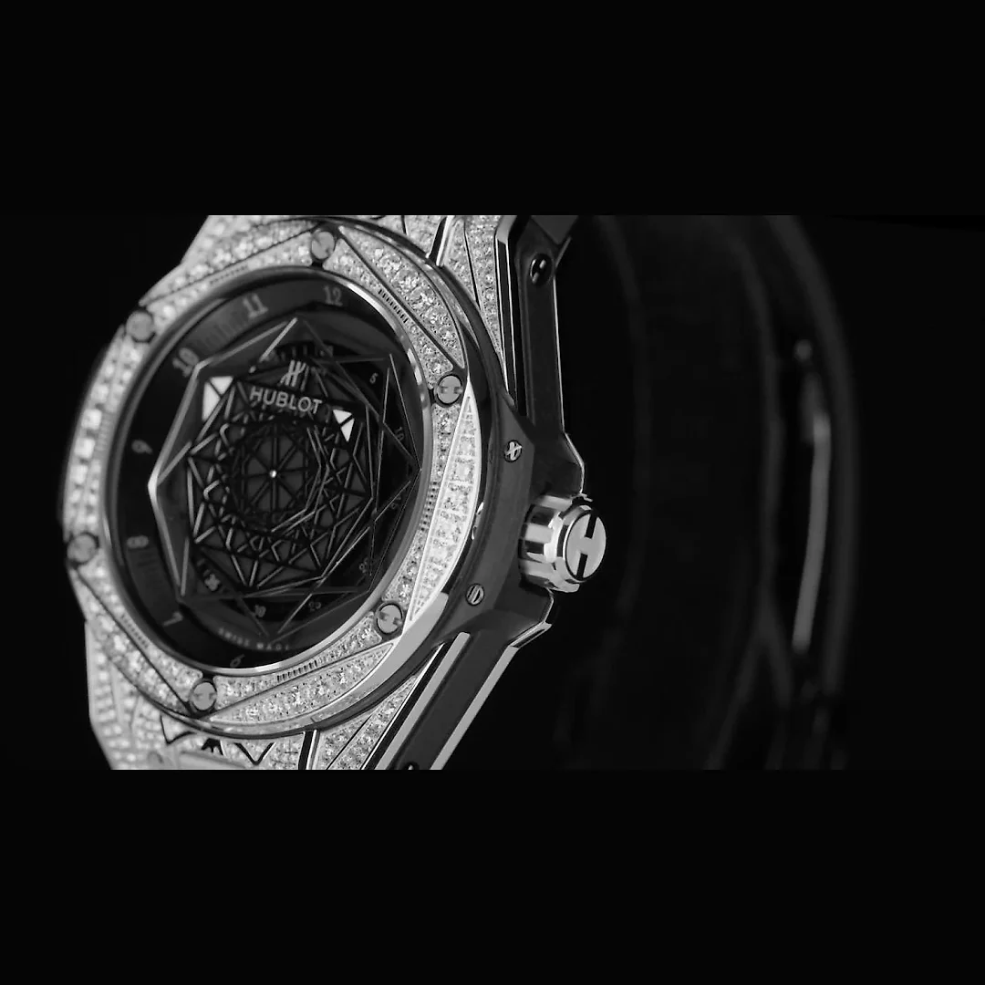 Hublot Big Bang SANG BLEU STEEL PAVÃ‰ Ref# 465.SS.1117.VR.1704.MXM18