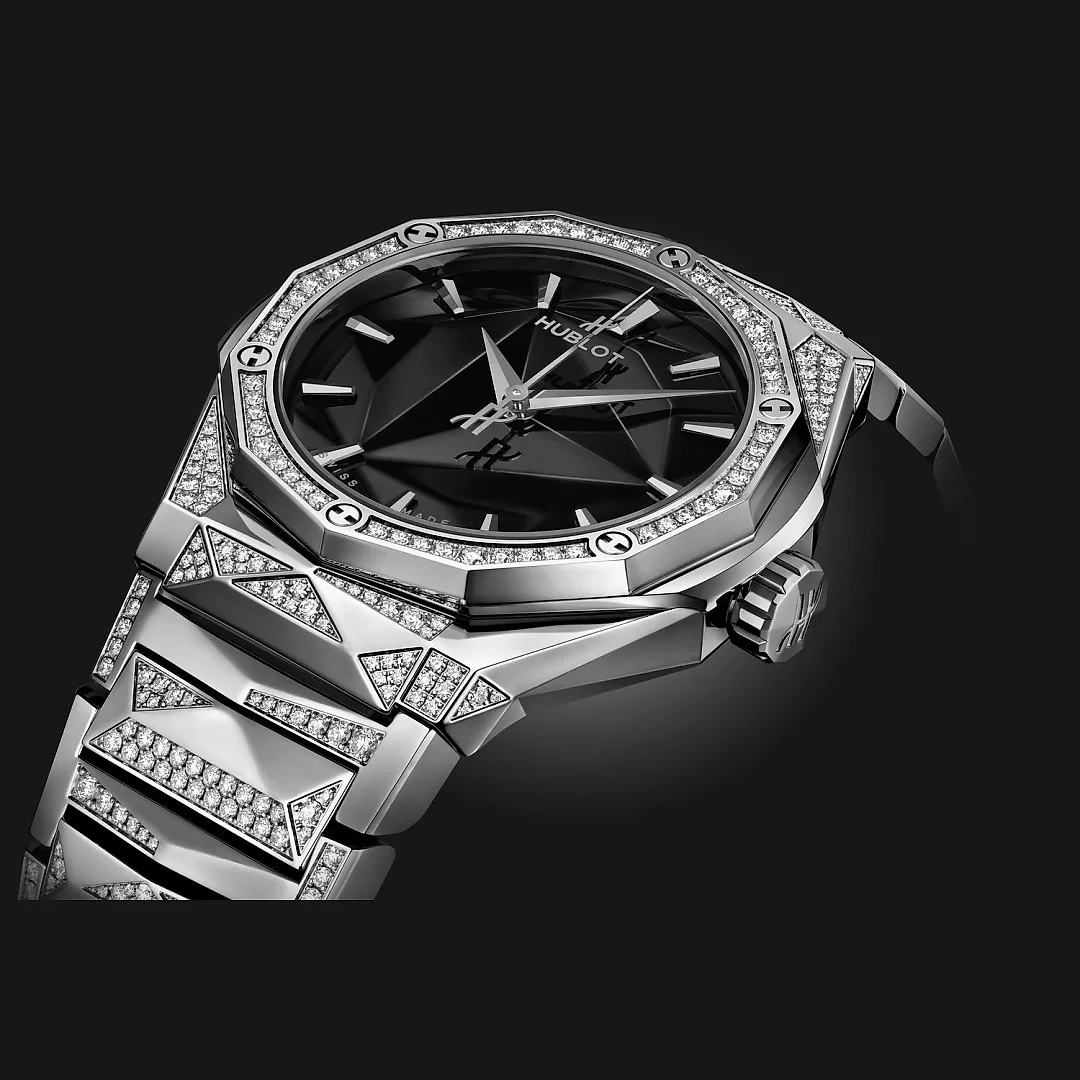 Hublot Classic Fusion ORLINSKI BRACELET TITANIUM ALTERNATIVE PAVÉ Ref# 550.NS.1800.NS.3804.ORL22