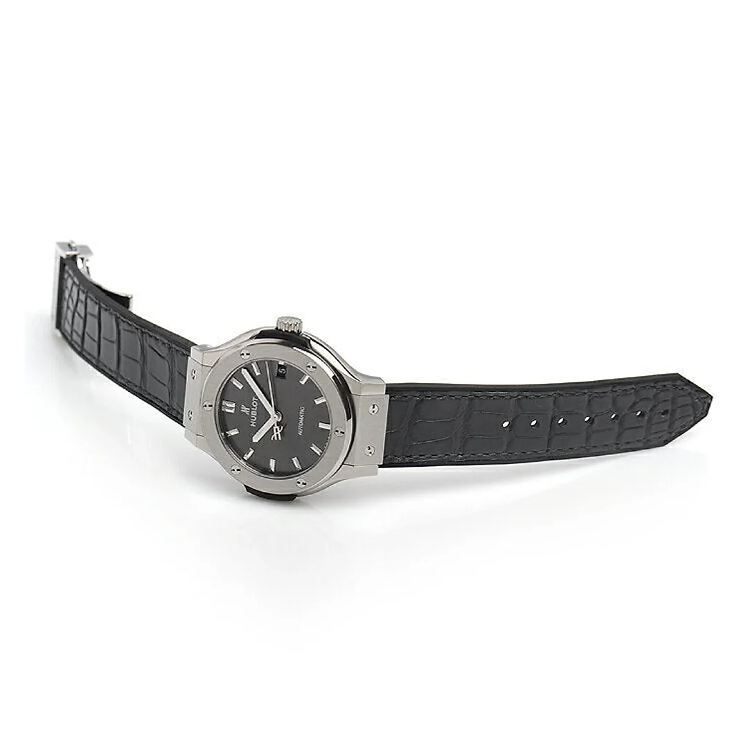 Hublot Classic Fusion Racing Grey Titanium 38mm, Ref# 565.NX.7071.LR