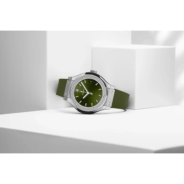 Hublot Classic Fusion Titanium Green Ref# 542.NX.8970.RX