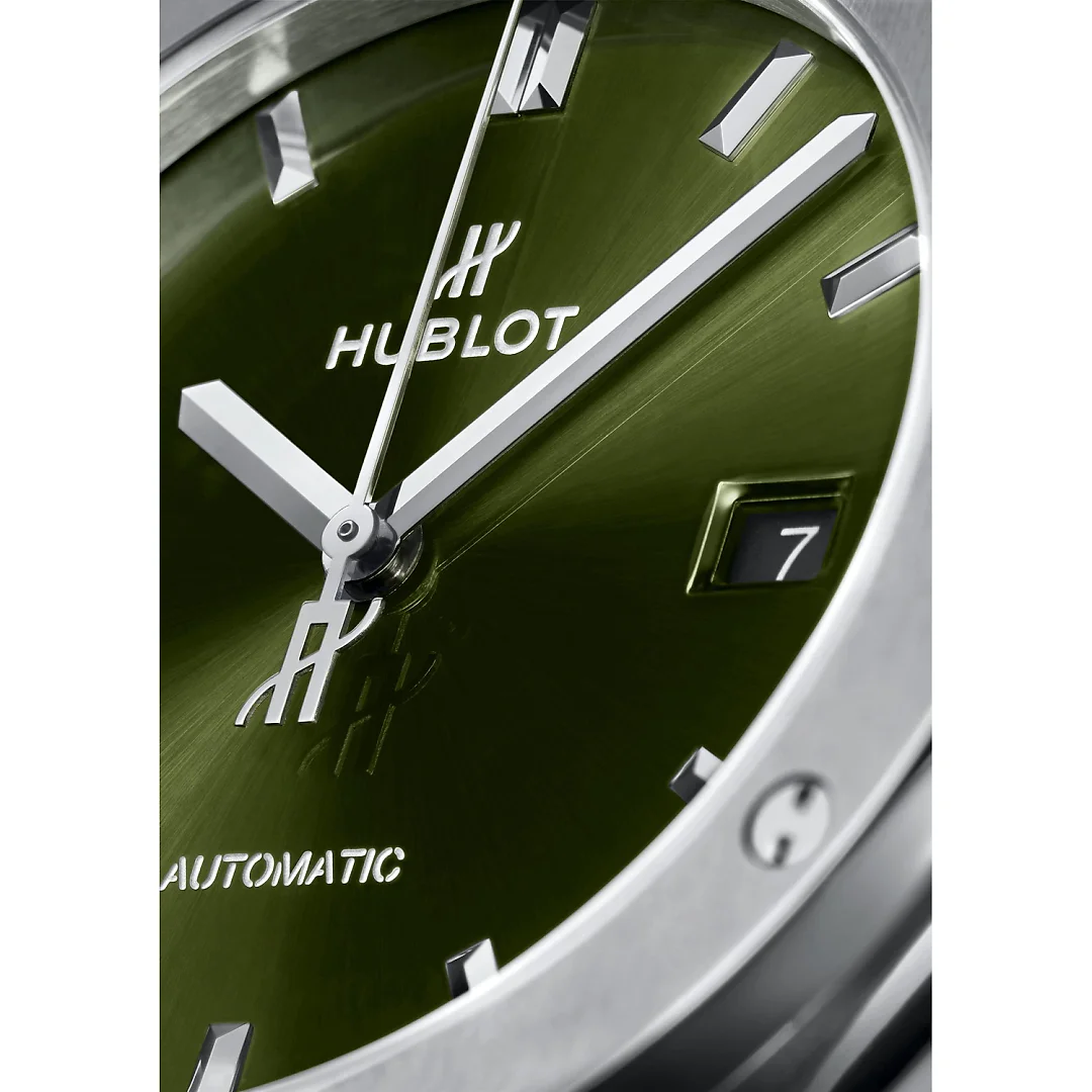 Hublot Classic Fusion Titanium Green Ref# 542.NX.8970.RX
