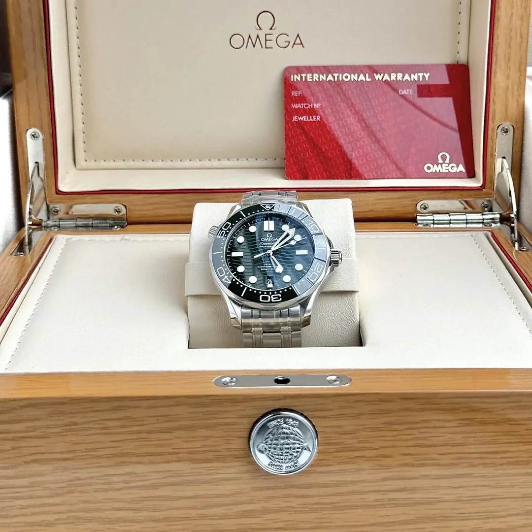 Omega Seamaster Diver 300M 42mm Ref. 210.30.42.20.10.001 – Ships from USA – Free Delivery
