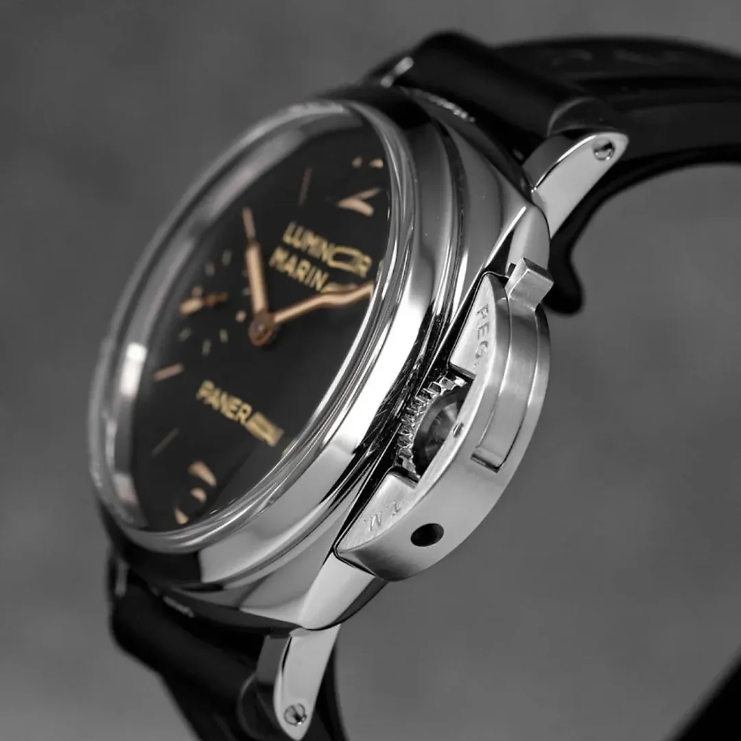 Panerai Luminor Marina Ref.PAM00422– Ships from USA – Free Delivery