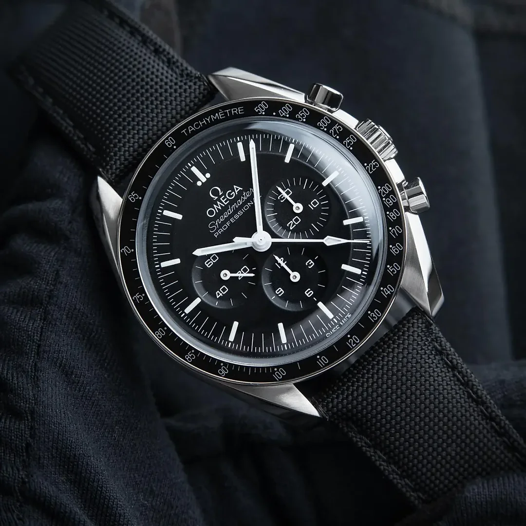 Omega Speedmaster Professional Ref. 310.32.42.50.01.001 Watch – Free Shipping | Minimalist & Luxury Design | Perfect Gift for Him